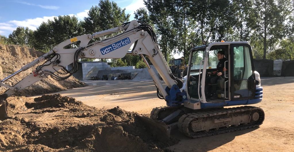 Eerste lesdag machinebediening bij Van Berkel