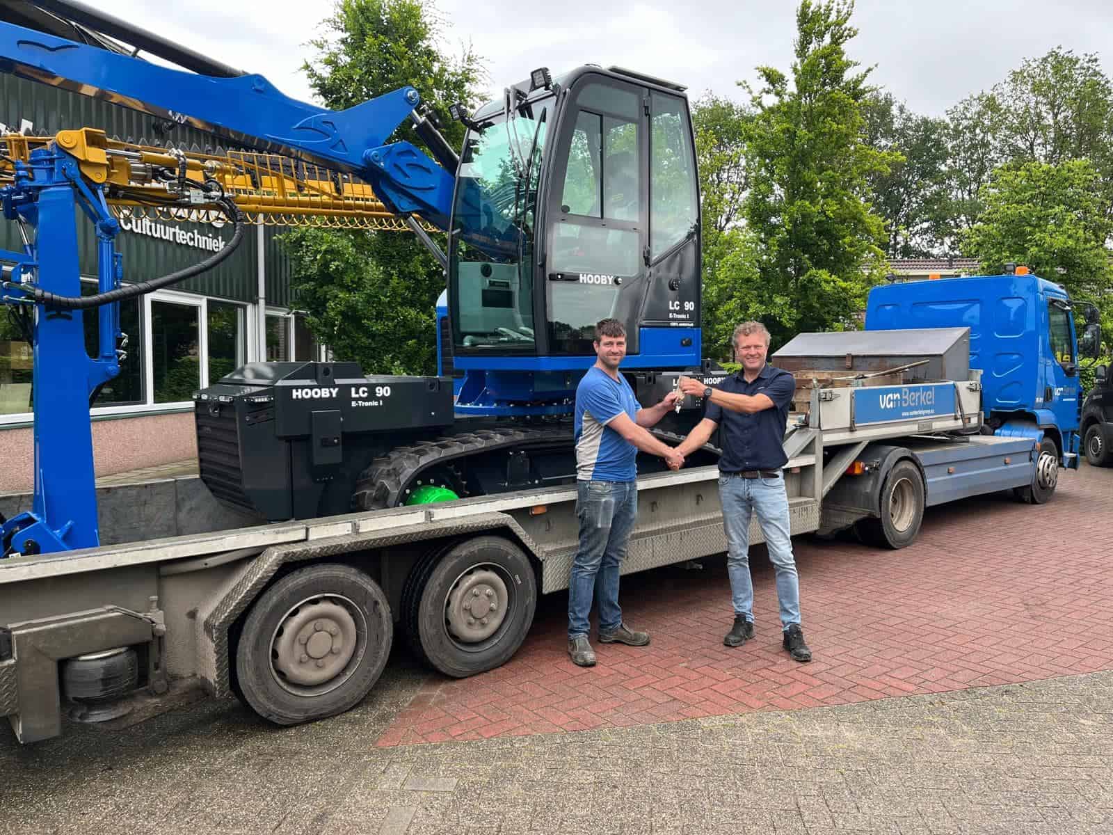 2e elektrische smalspoor machine voor Van Berkel